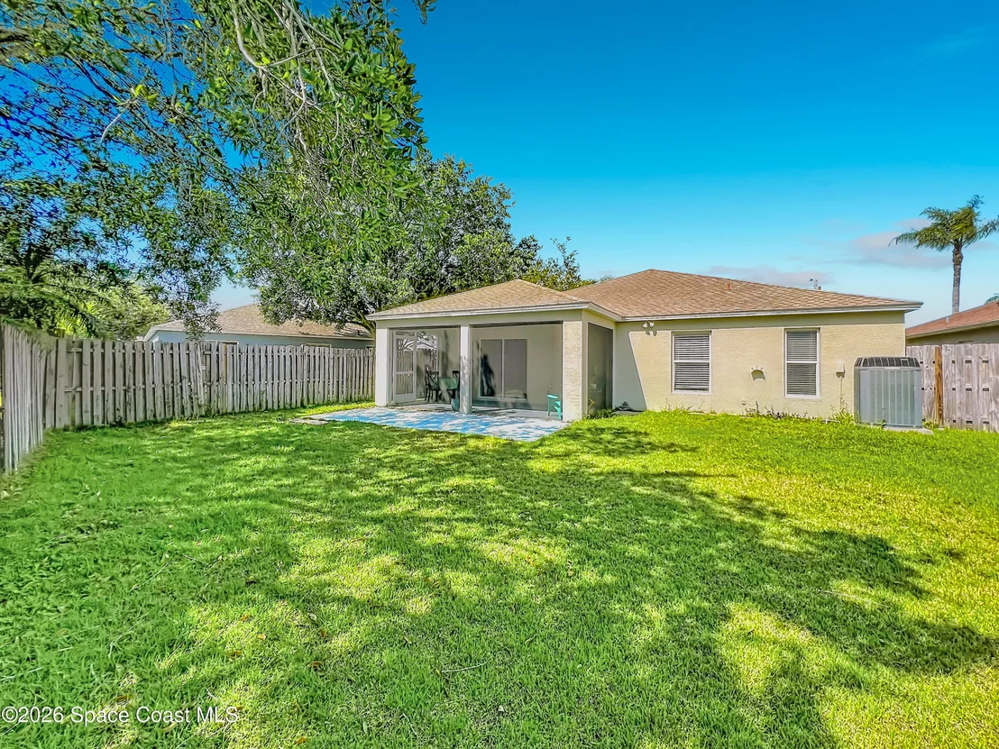 Photo of 2085 Bayhill Drive