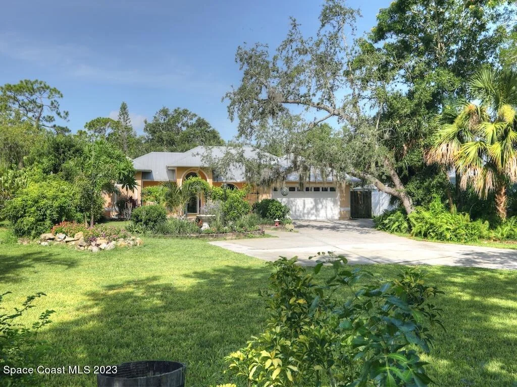 Photo of 9850 Oak