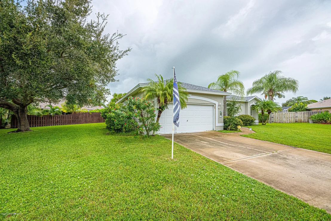 Photo of 1445 Colt Way