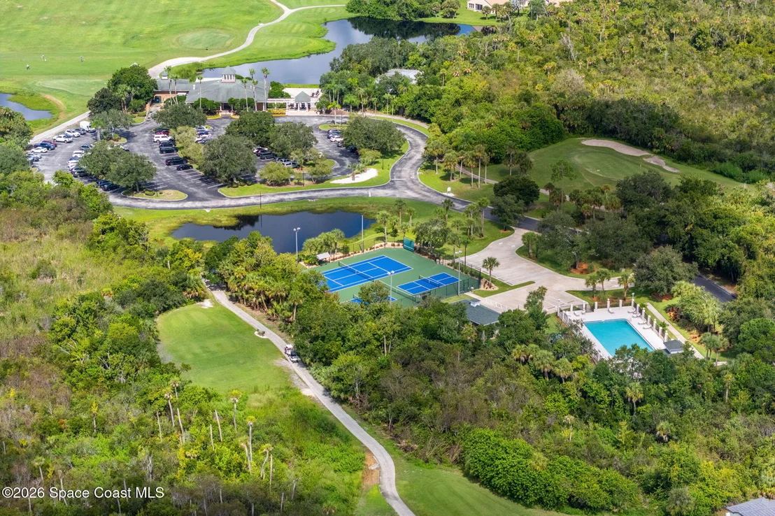 Photo of 804 Chatsworth Drive