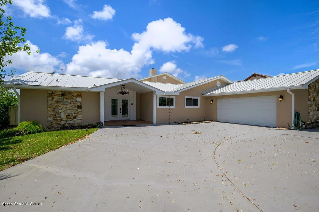 Photo of 802 Loggerhead Island Drive