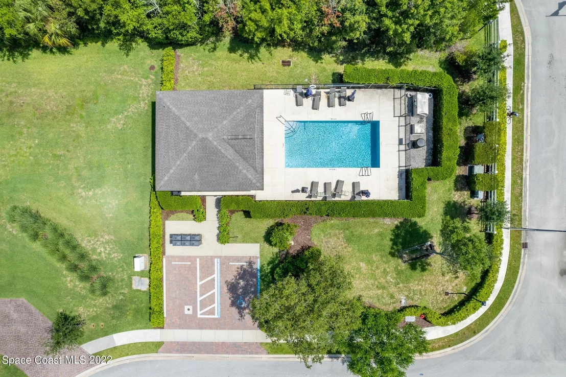 Photo of 1645 Willows Square
