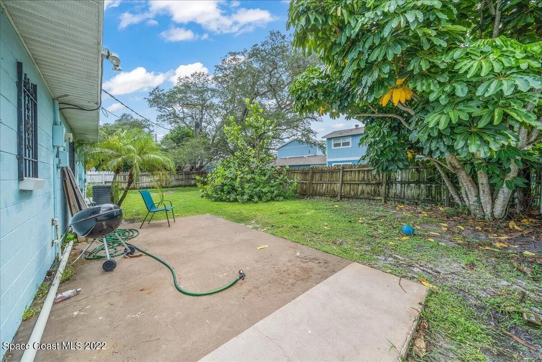 Photo of 1057 Riverdale Drive