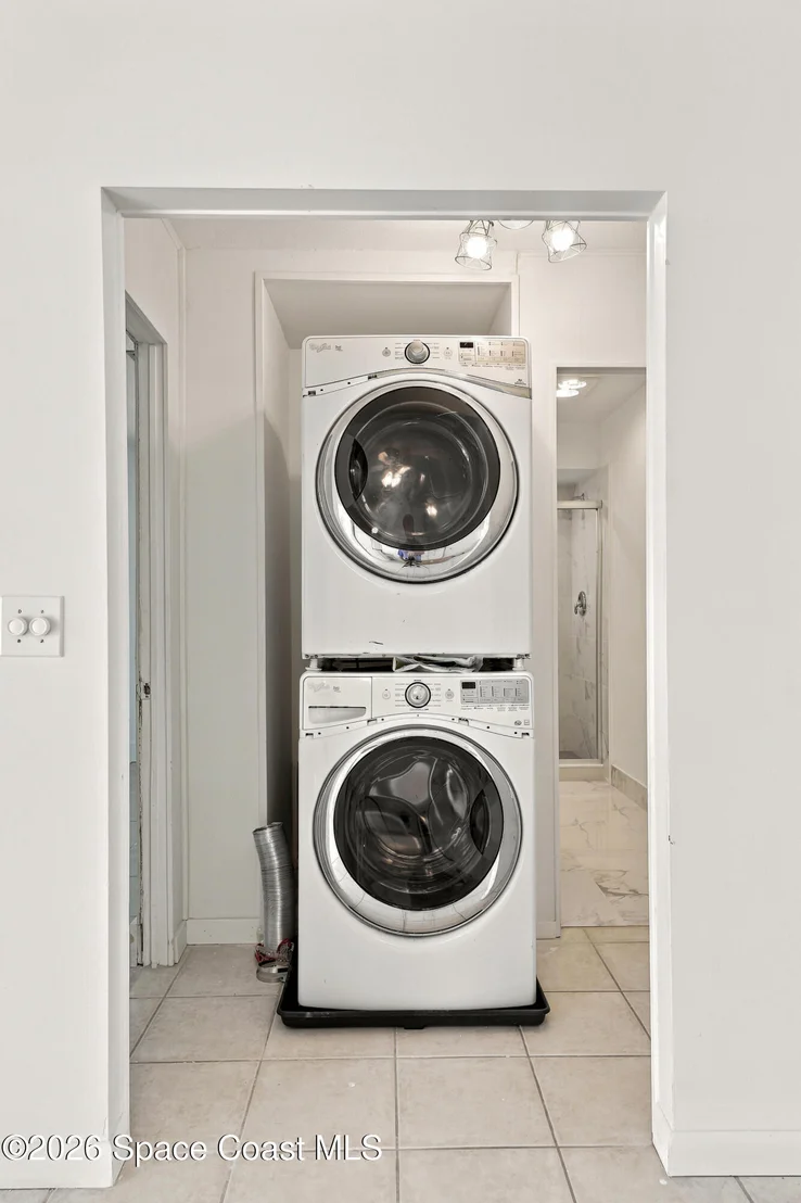 Photo of 215 Pelican Drive