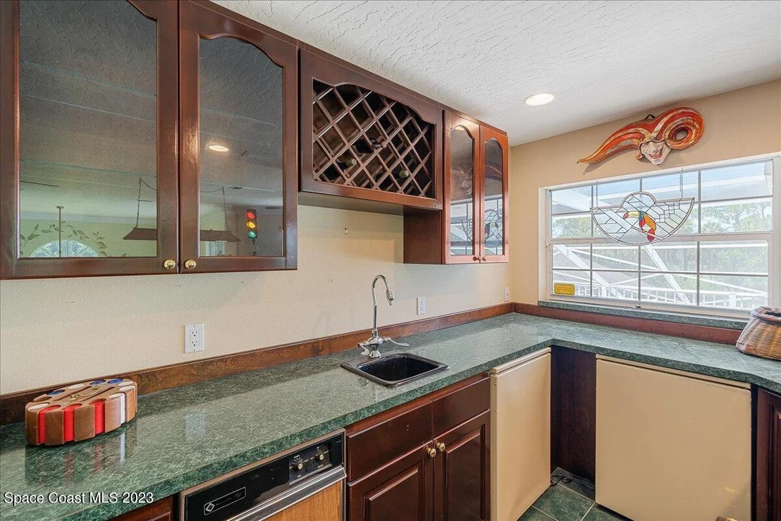 Photo of 4650 Rayburn Road