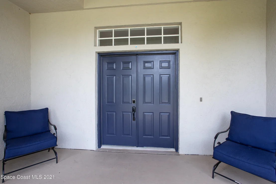Photo of 2209 Royal Oaks Drive