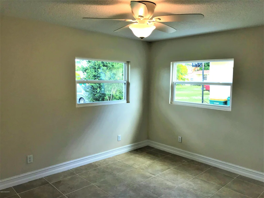 Photo of 1397 Stanley Lane