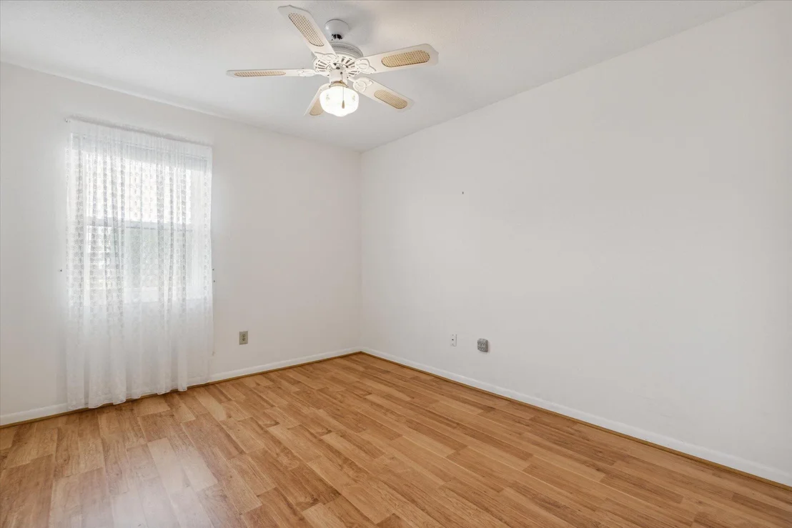 Photo of 2962 Chipper Drive NE