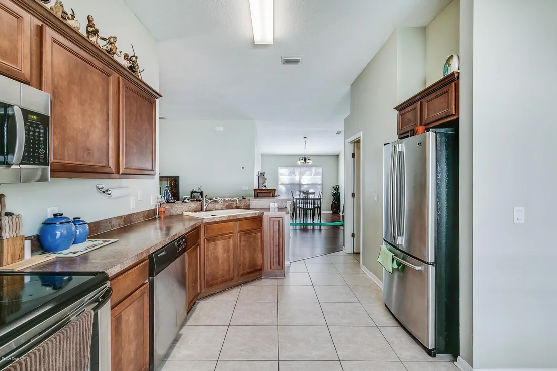 Photo of 2480 Stratford Pointe Drive