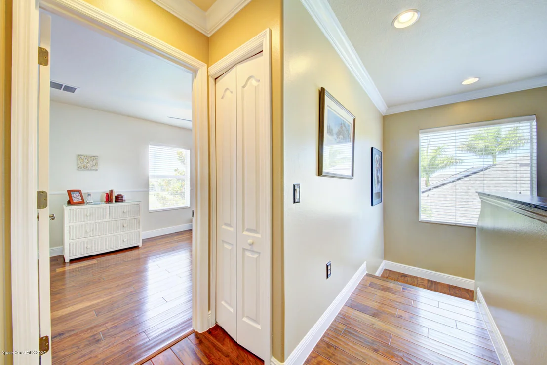 Photo of 2084 Botanica Circle