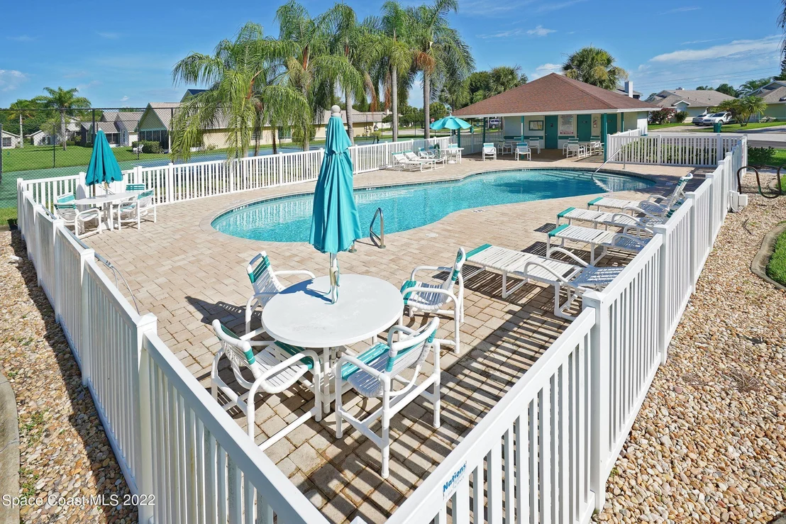 Photo of 3957 Saint Armens Circle