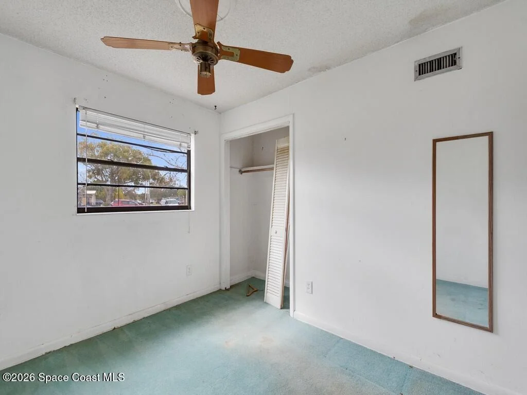 Photo of 1076 Madrid Road