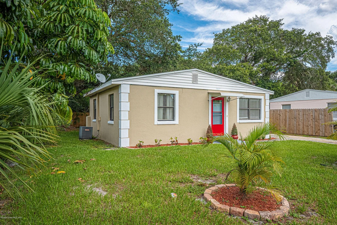 Photo of 2847 Colbert Circle