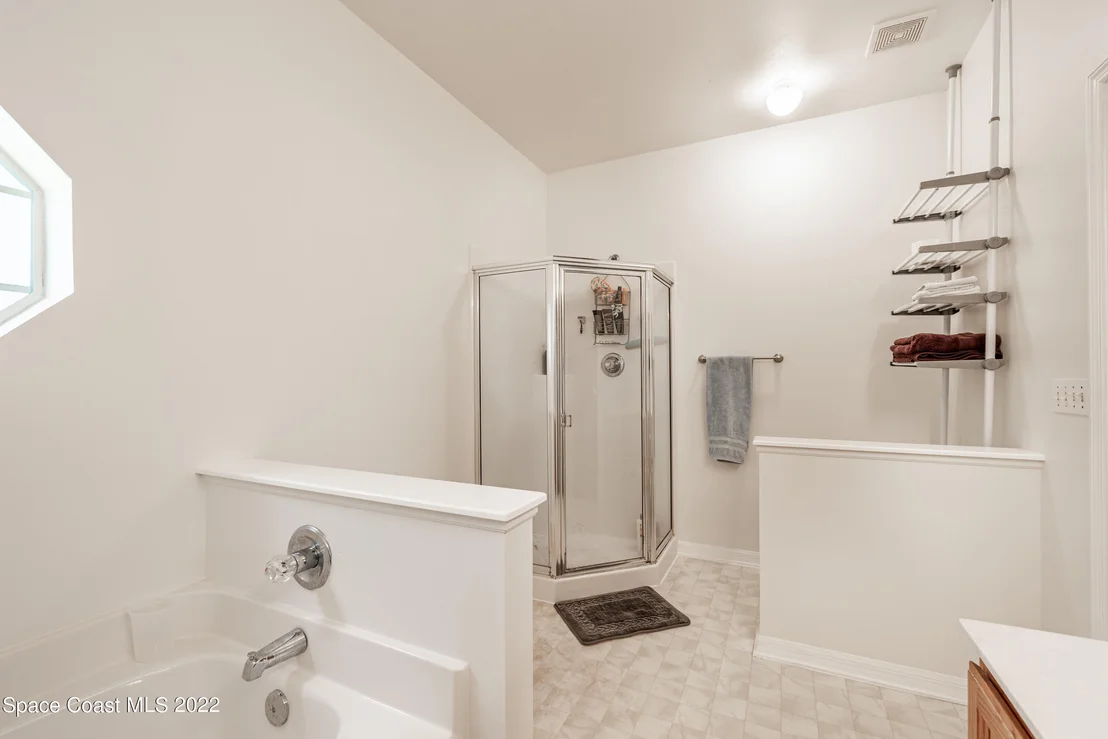 Photo of 2415 Mountain View Avenue