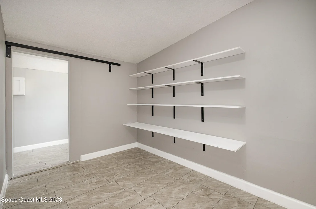 Photo of 2635 Hereford Road