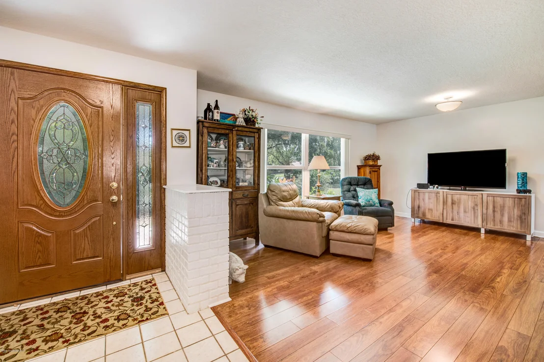 Photo of 1720 Hidden Lake Drive