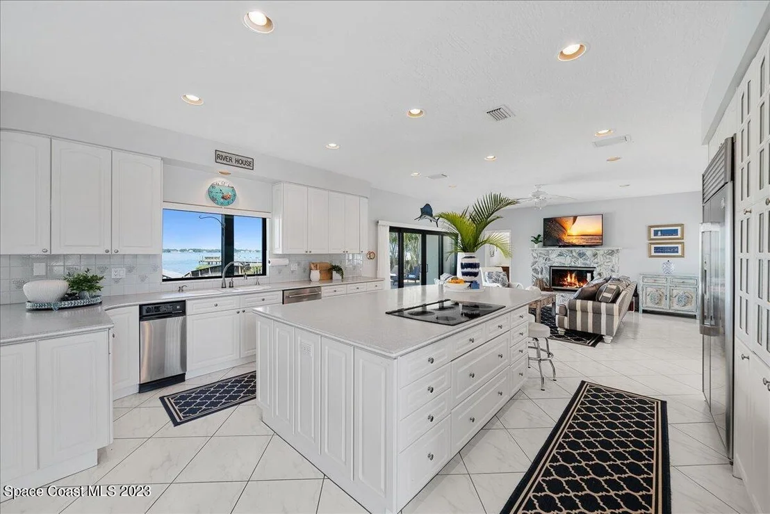 Photo of 544 Lanternback Island Drive