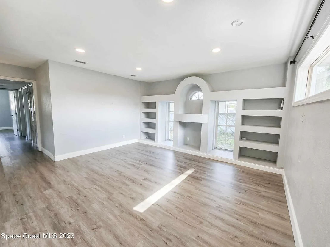 Photo of 1110 Hickory Lane