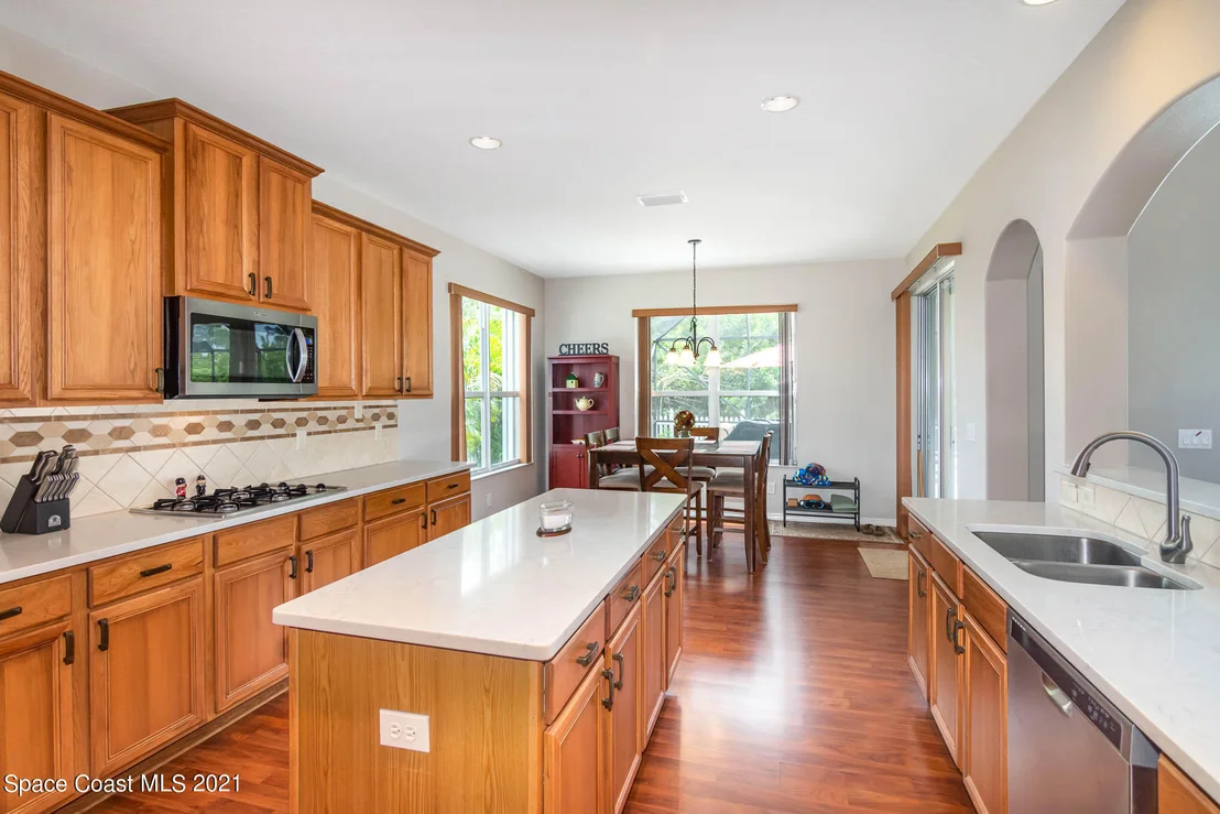 Photo of 3466 Peninsula Circle