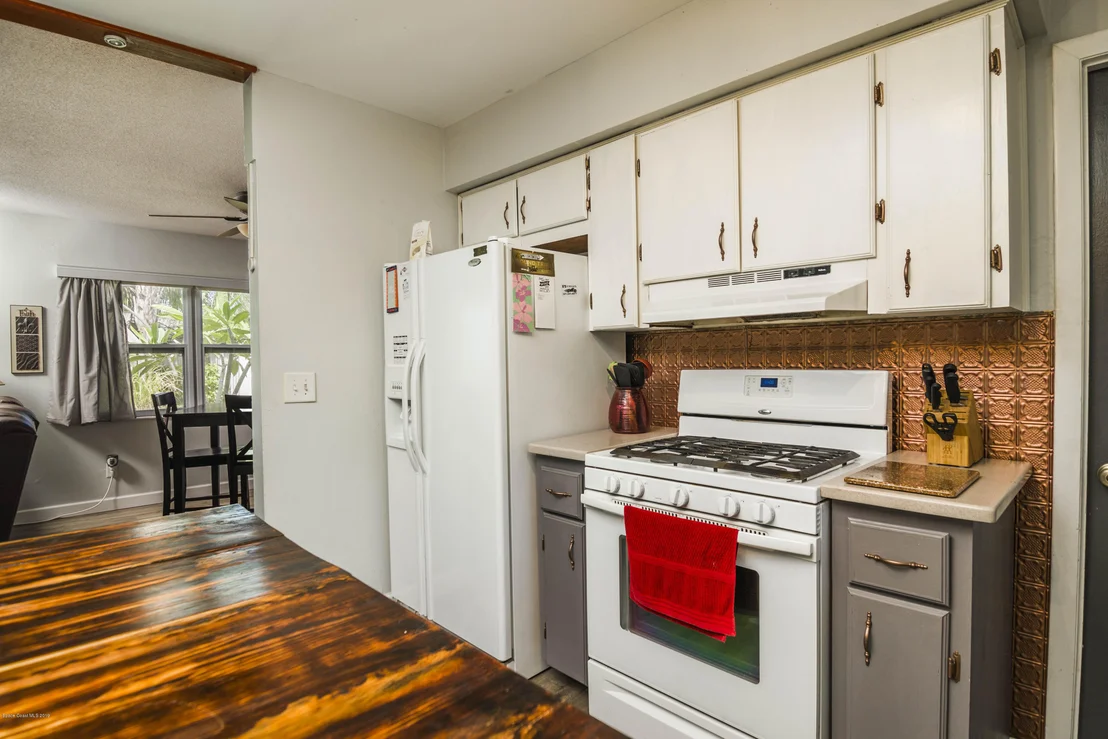 Photo of 1055 La Paloma Drive