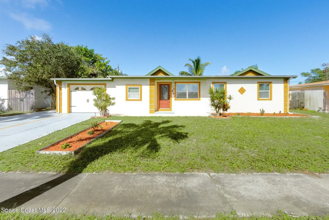 Photo of 3065 Dairy Terrace NE