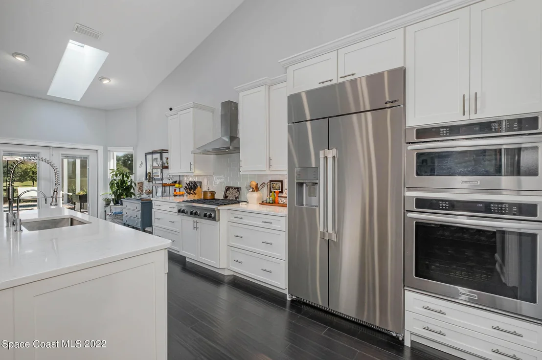 Photo of 914 Palm Brook Drive