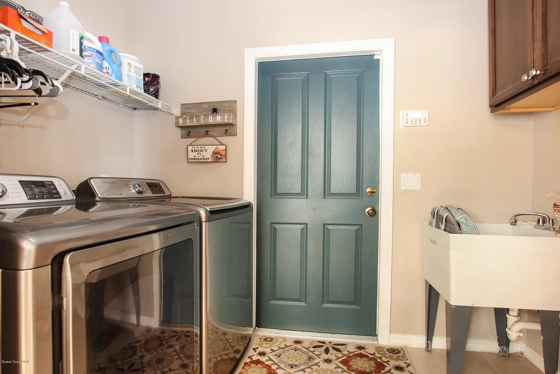 Photo of 971 Somerset Lane