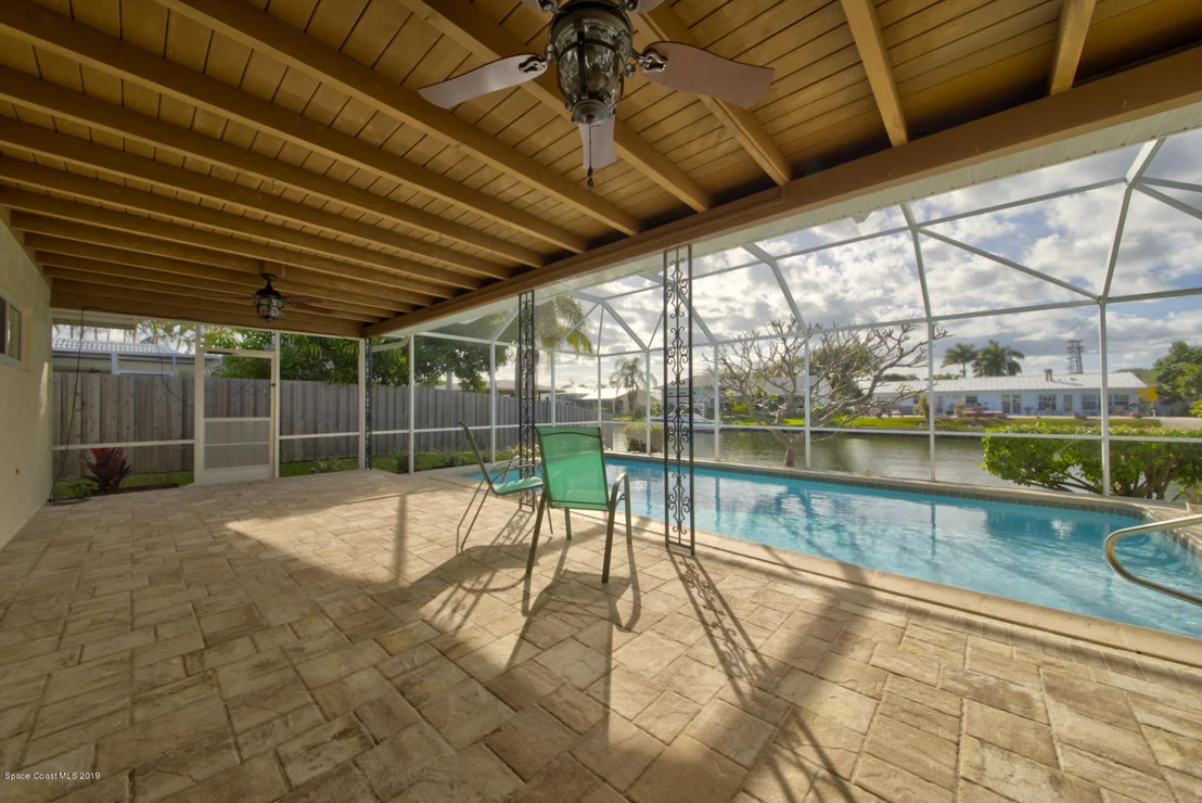 Photo of 343 Dorset Drive