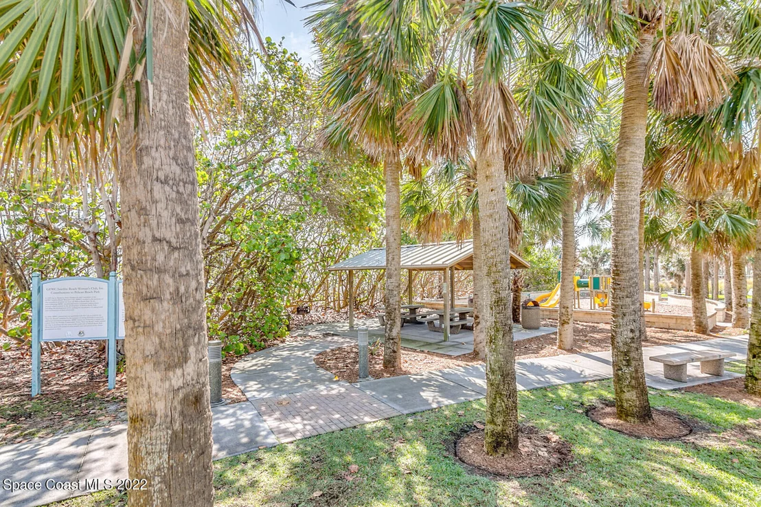 Photo of 640 Hibiscus Drive