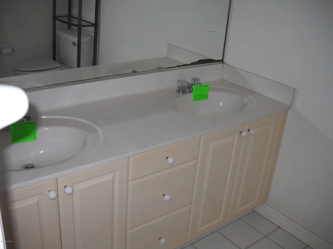 Photo of 775 Glengarry Drive