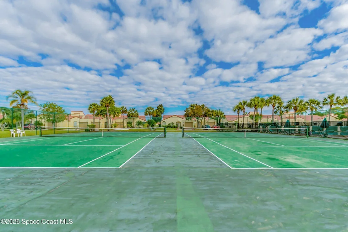 Photo of 718 Pine Island Drive