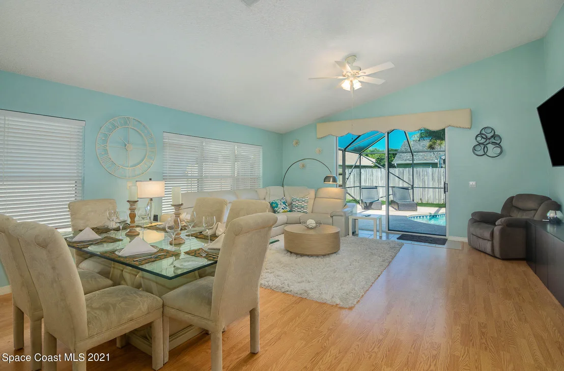 Photo of 892 Shaw Circle