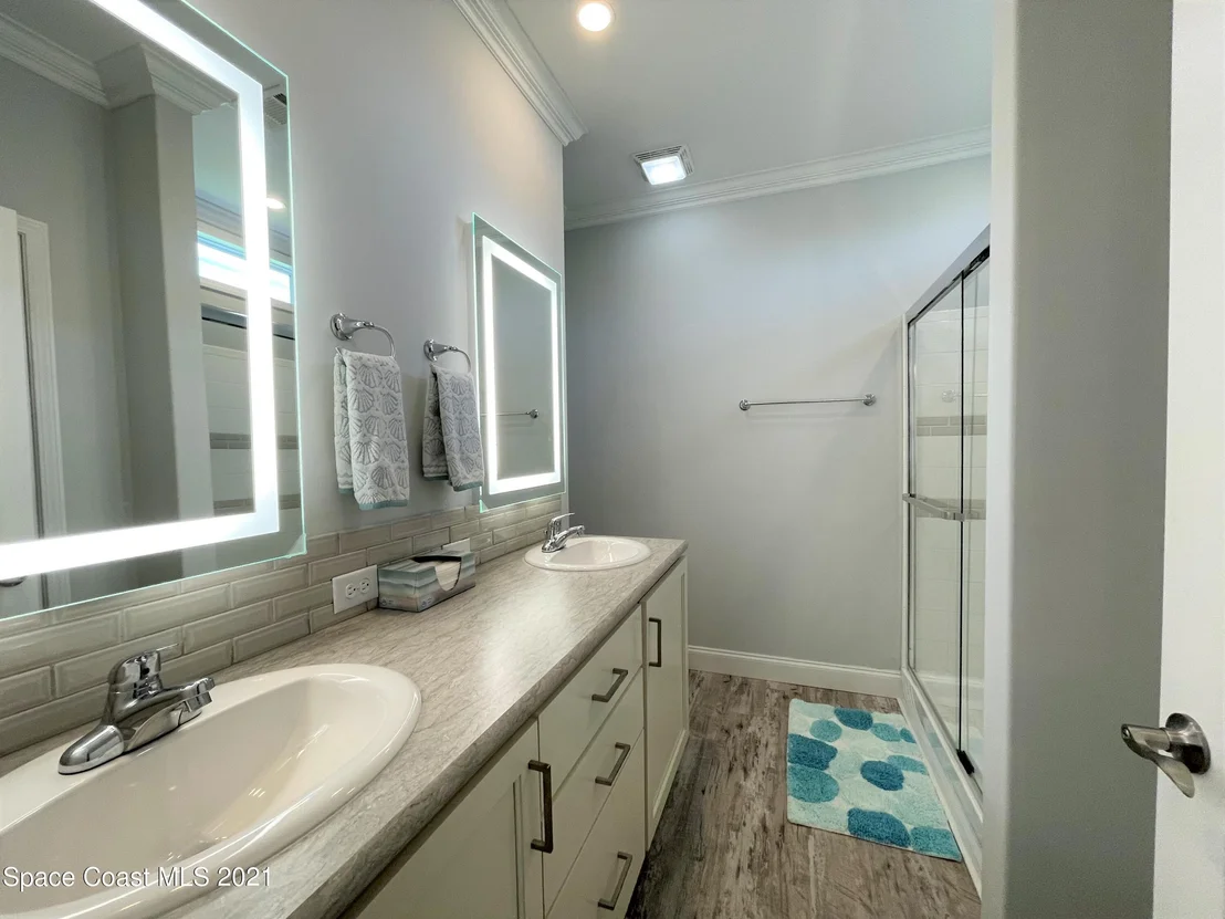 Photo of 816 Pinewood Boulevard