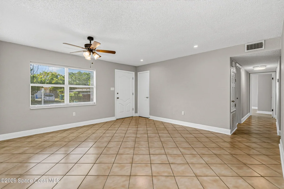 Photo of 1690 Muldrew Avenue