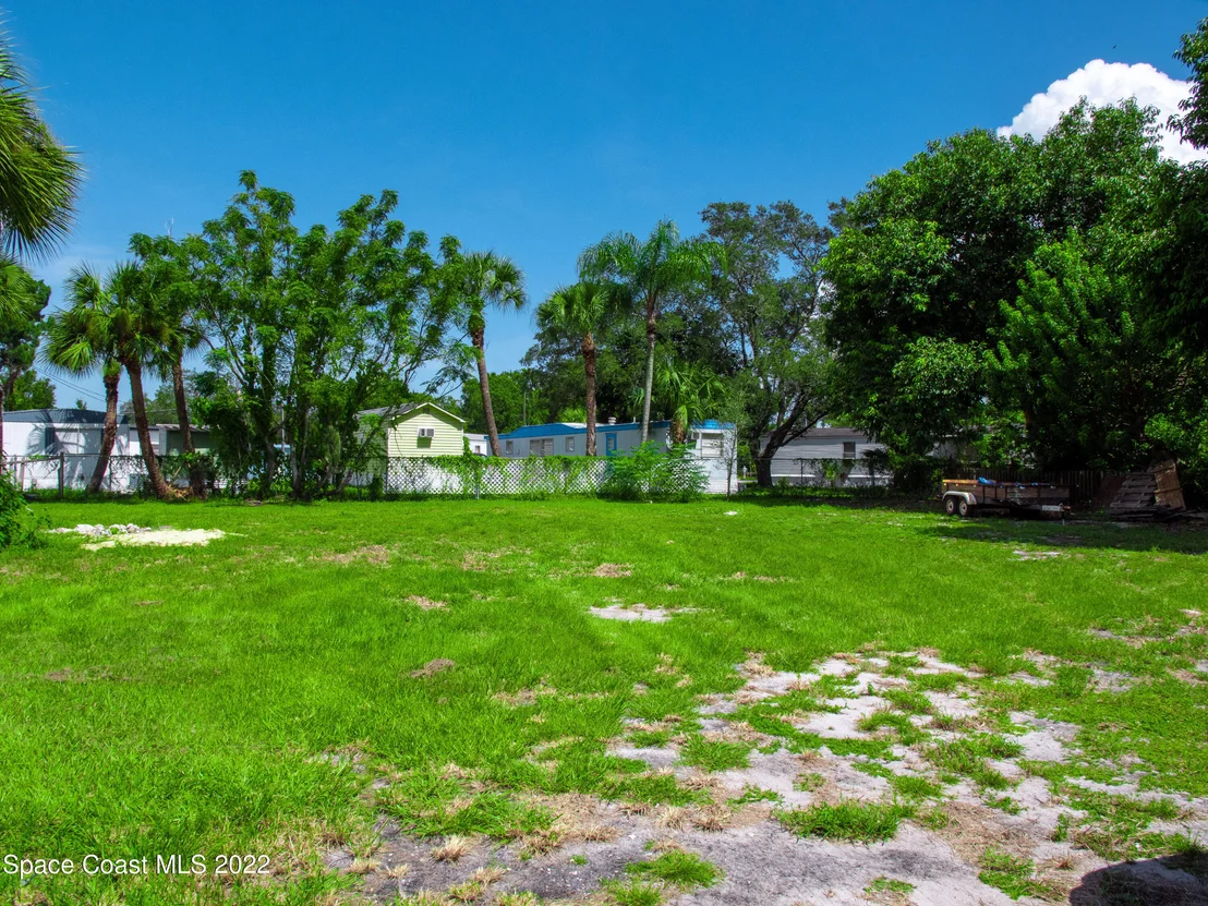 Photo of 1034 Carlton Drive