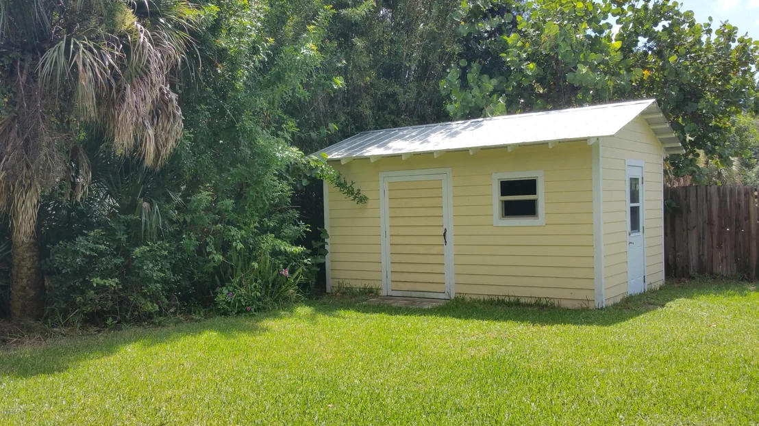Photo of 451 Crescent Drive