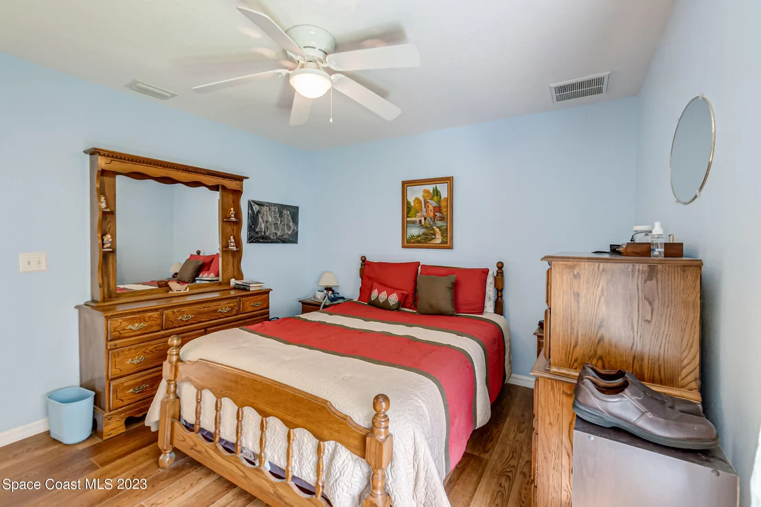 Photo of 615 Sedgewood Circle