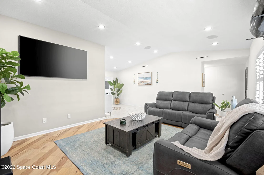 Photo of 500 Seabreeze Drive