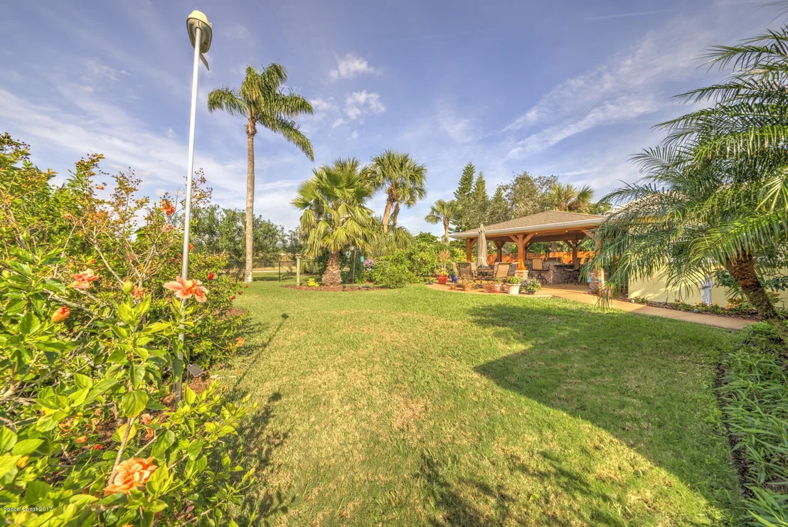 Photo of 346 Brightwaters Drive
