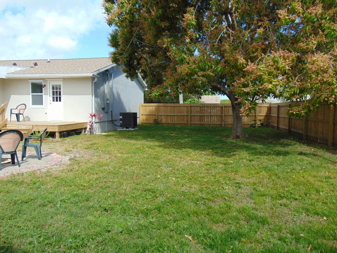 Photo of 2048 Clover Street NE