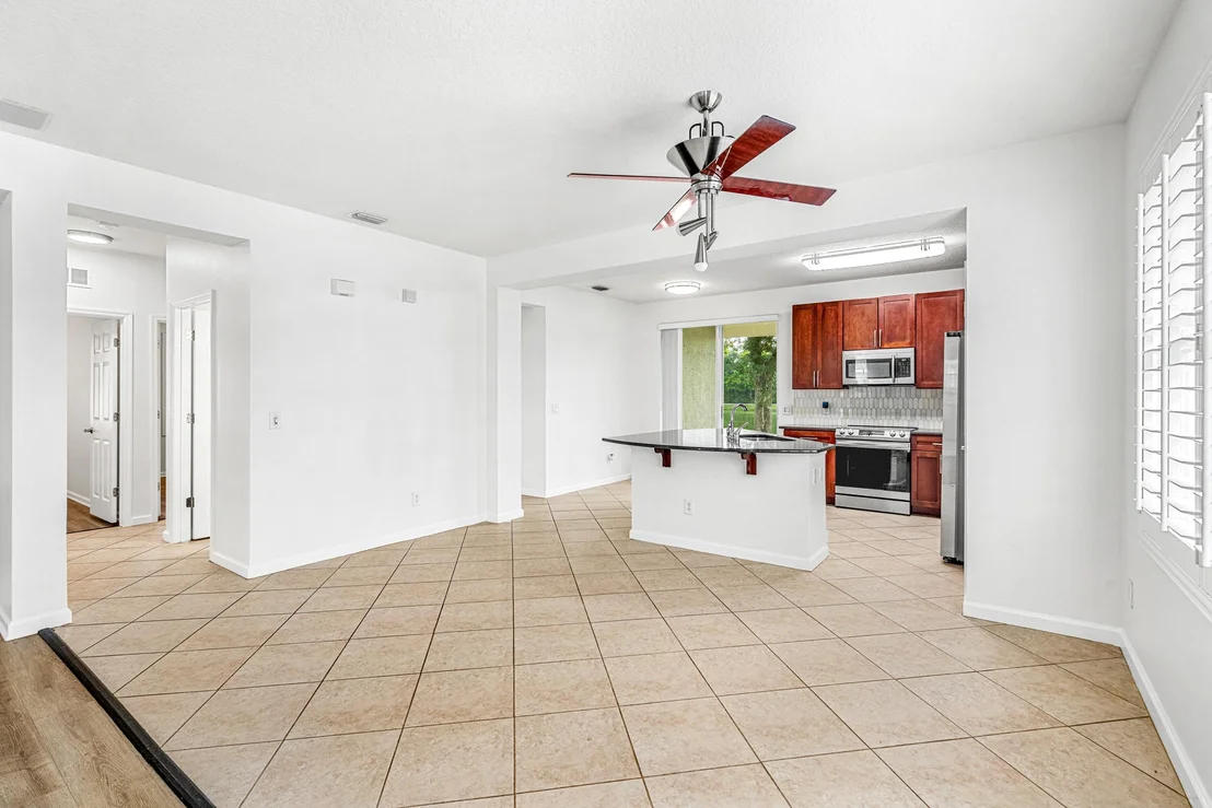 Photo of 371 Cressa Circle