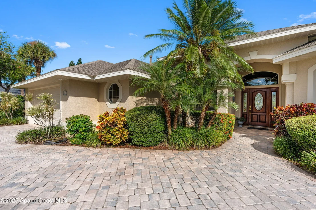 Photo of 921 Wildwood Drive