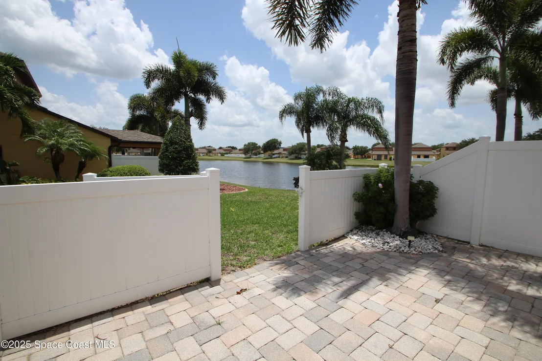 Photo of Unit 103 at 785 Luminary Circle