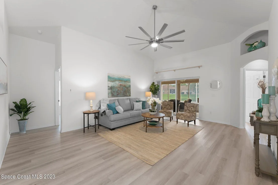 Photo of 805 Kaley Place