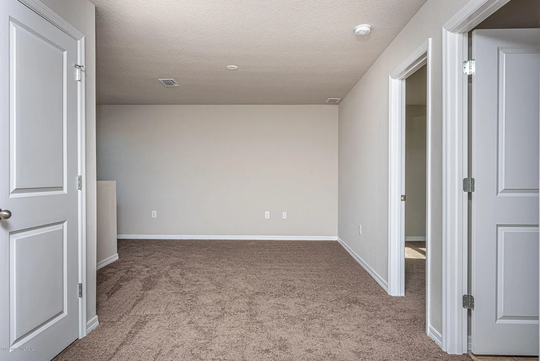 Photo of 475 Dryden Circle