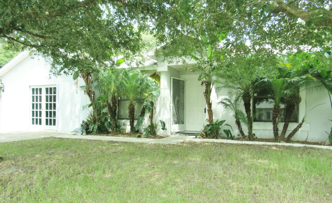 Photo of 6525 Beard Avenue