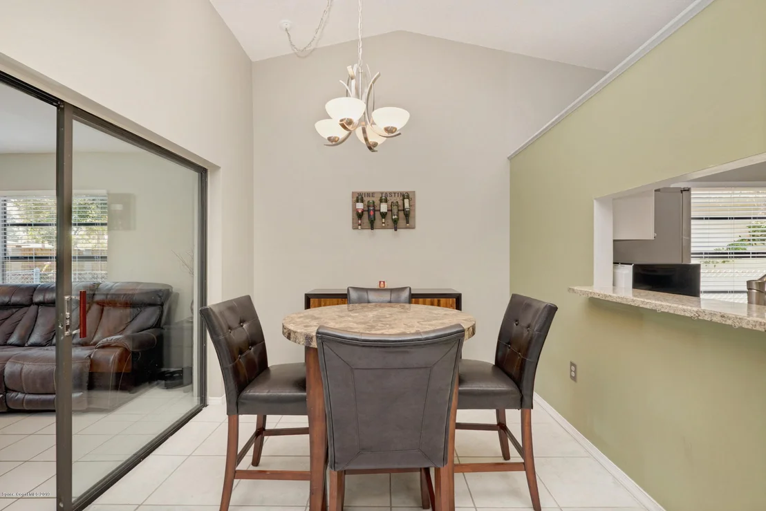 Photo of 1632 Clover Circle