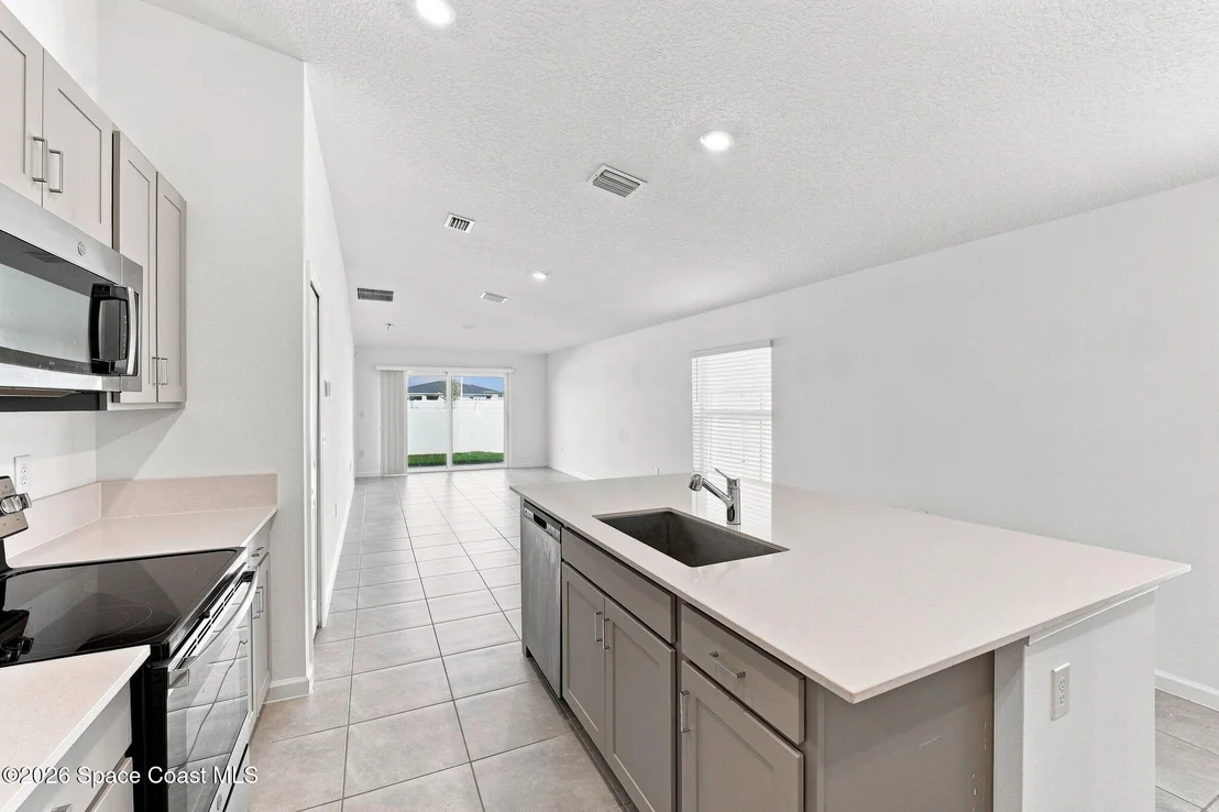 Photo of 1407 Colebrook Circle SW