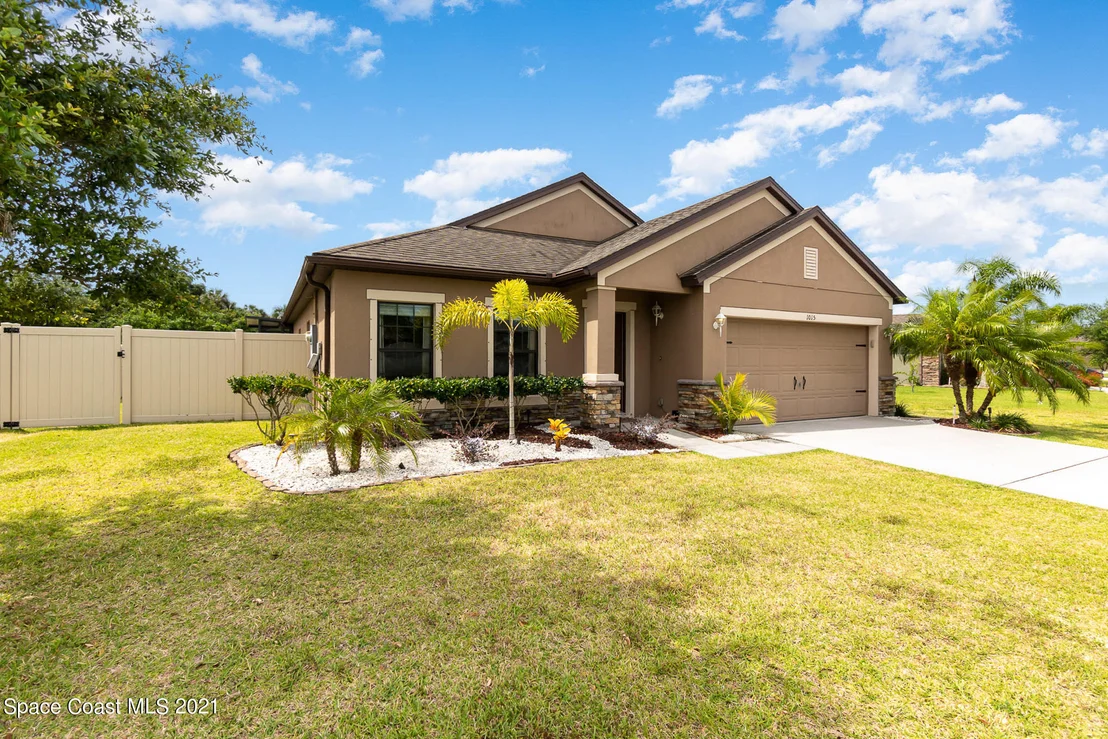 Photo of 1015 Sangria Circle