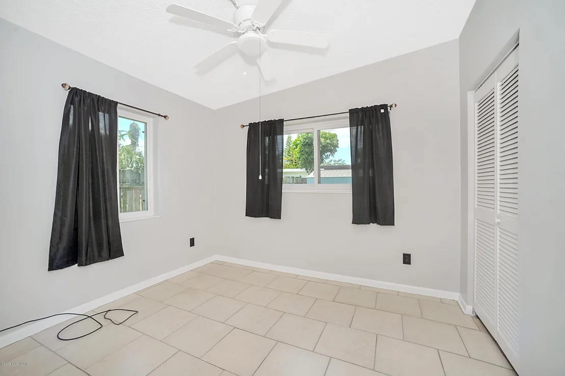 Photo of 1182 NE Bianca Drive NE